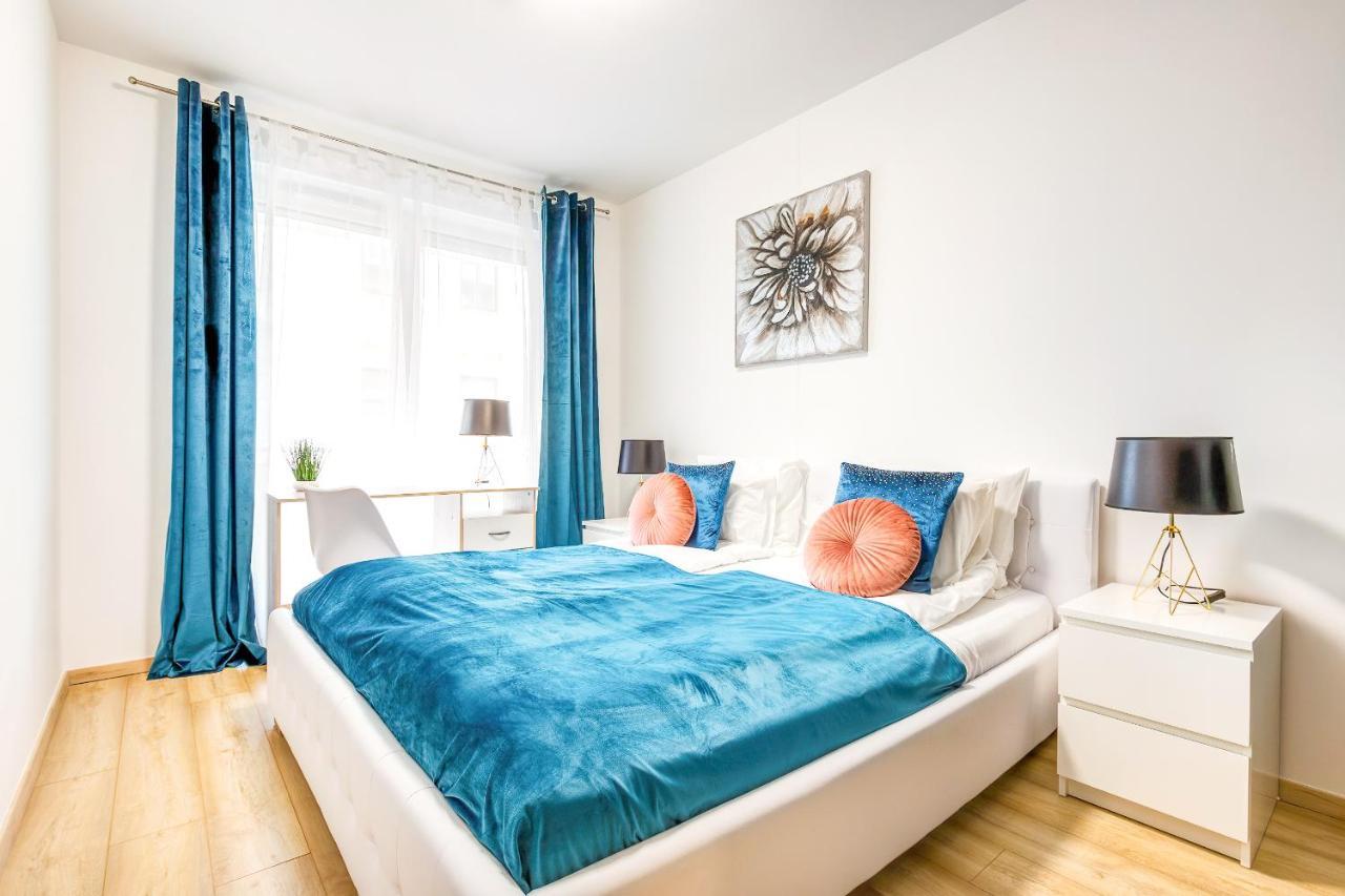 Modern Apartment With Free Garage And Balcony In The Downtown Budapest Exterior photo